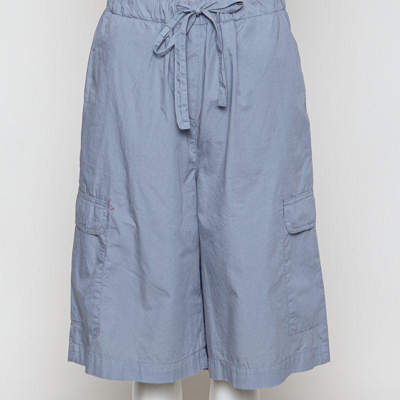 Shorts, grau