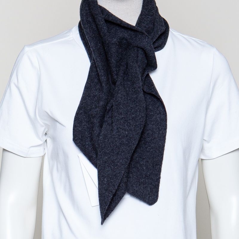 Posy scarf anthracite