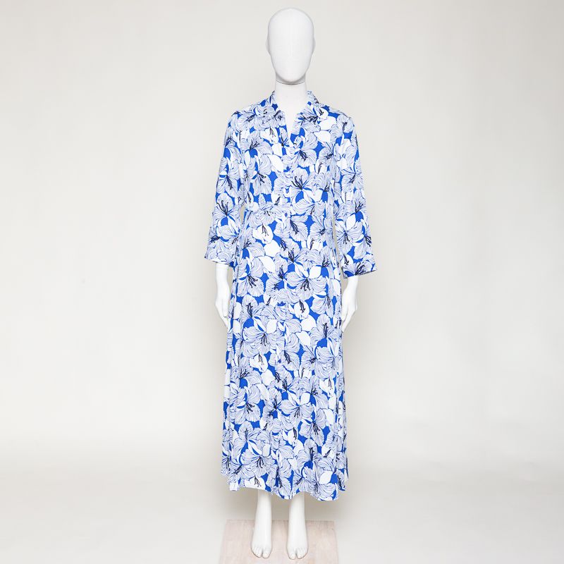 Midikleid aus Tencel blau/weiss geblümt
