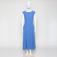 Tami, hellblaues Kleid