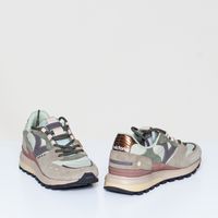 1156112 kaki