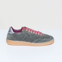 Olivia court suede green-silver