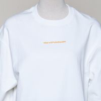 weißes Sweatshirt mit Print auf dem Rücken