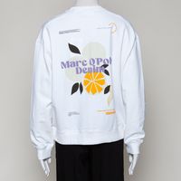 weißes Sweatshirt mit Print auf dem Rücken