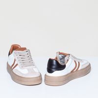 Box Suede butt/blan/cognac/schw