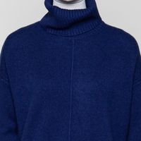 Candace Rolli navy