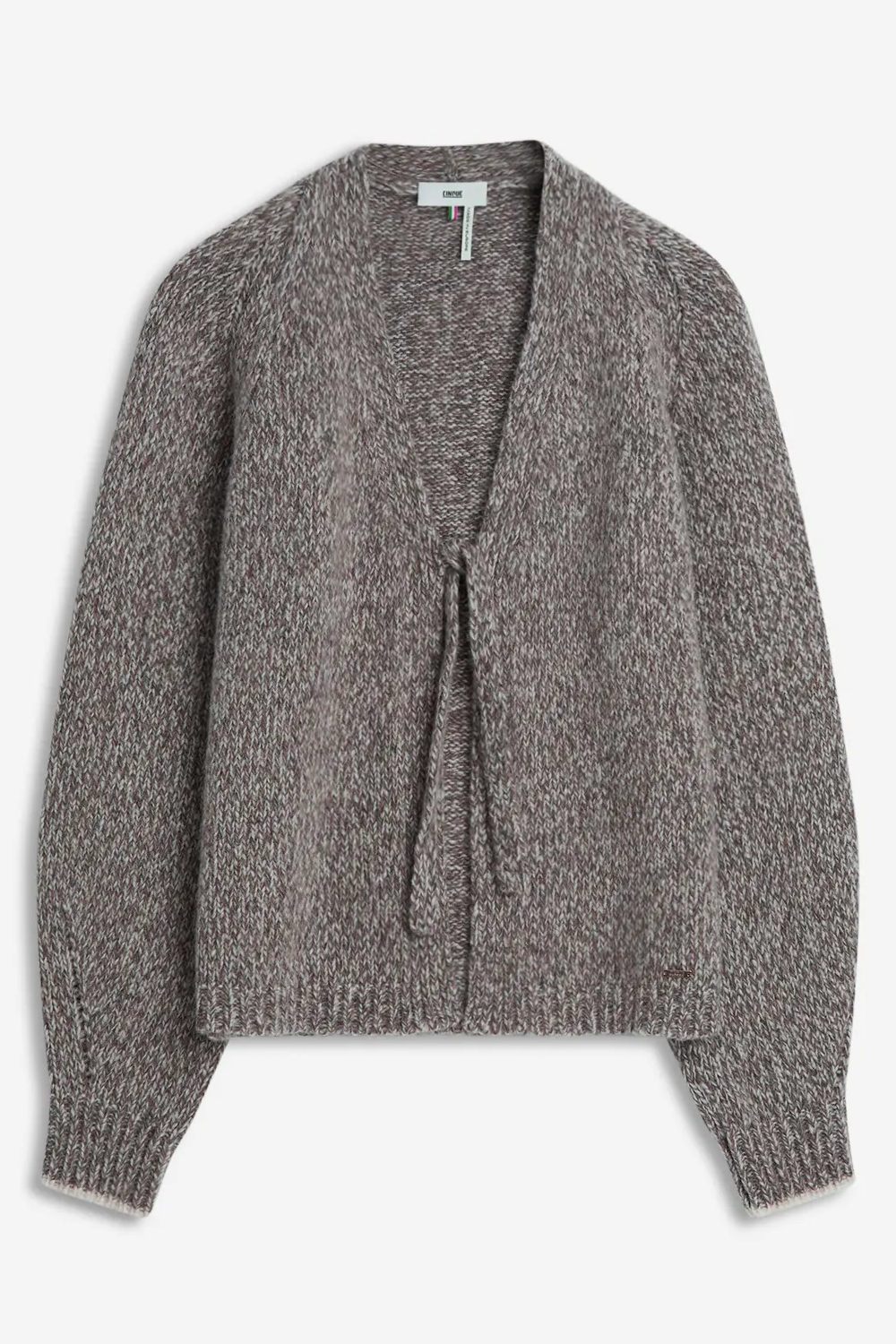 Grauer, oversized Strickcardigan mit V-Ausschnitt und langen Ärmeln.