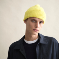 Beanie acid yellow