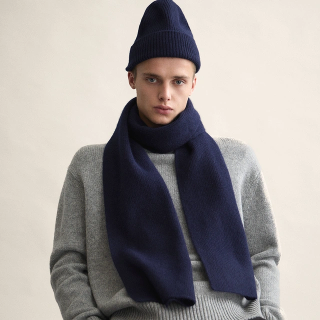 Scarf midnight